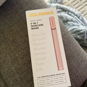 Radiant Renewal 4-in-1 Skincare Wand - Pink